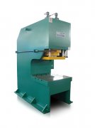 四柱液壓機(jī)的液壓系統(tǒng)有什么作用？